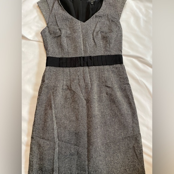 Banana Republic factory size 4 petite black/gray midi dress - Picture 2 of 7